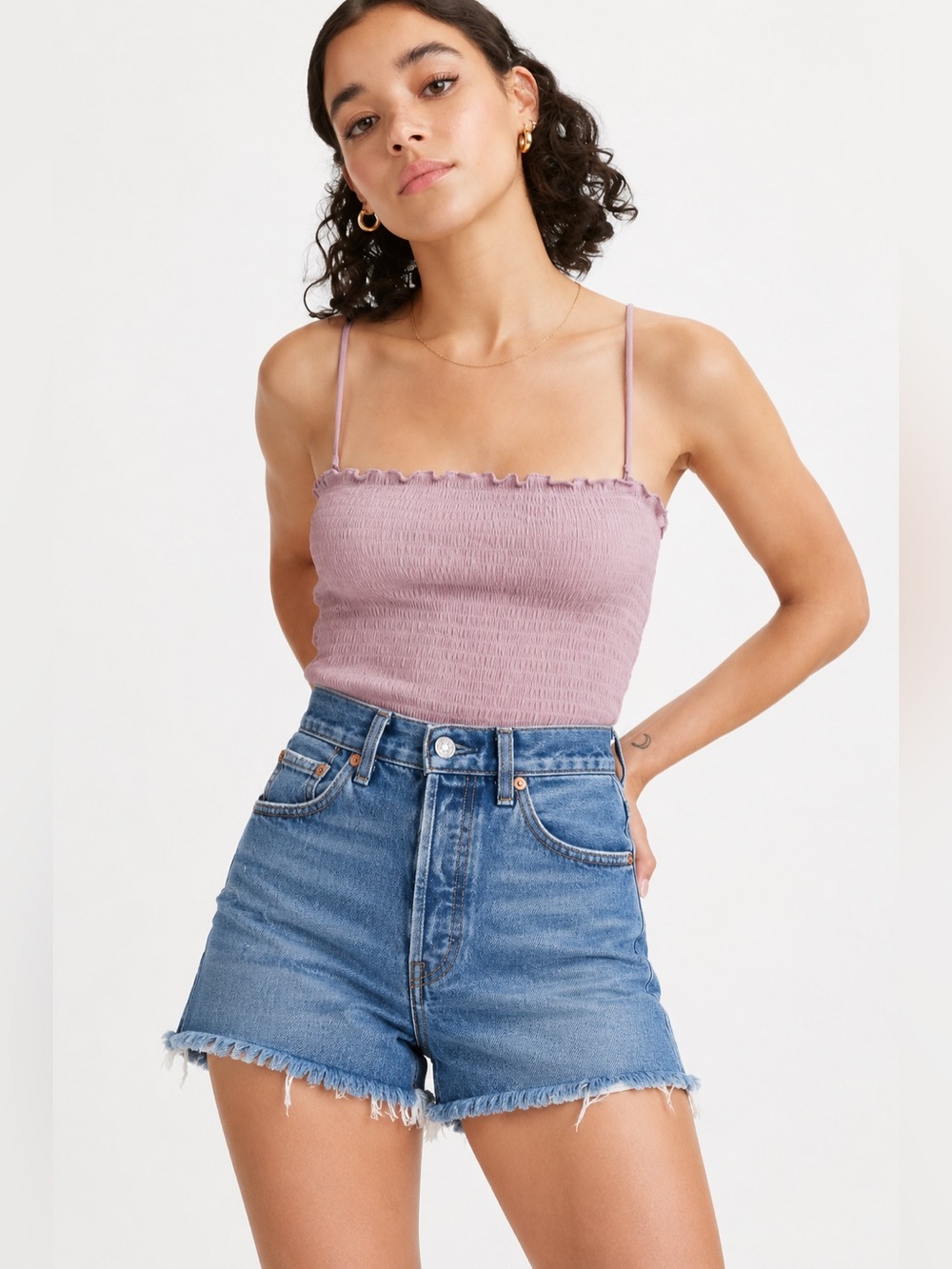 Levi’s Premium Ribcage Shorts High Rise Medium Wash Frayed Hem Button Fly 25